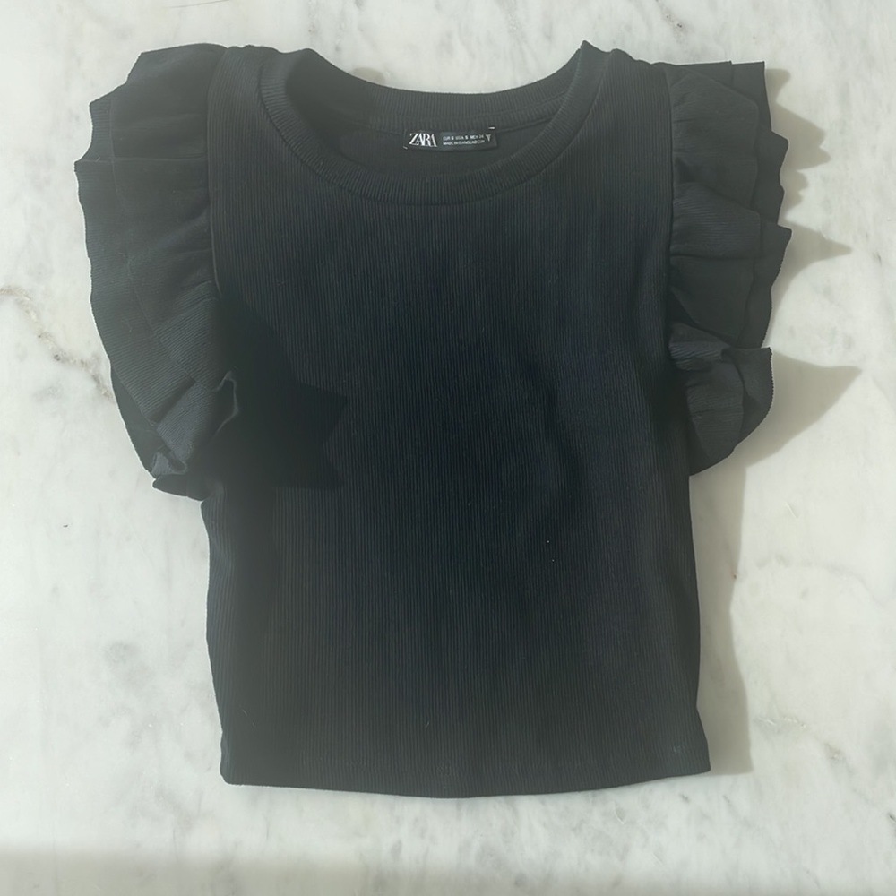 Zara crop top with ruffle sleeves - Picture 1 of 4